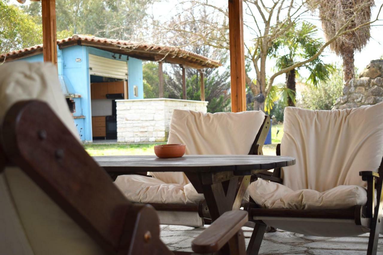 Villa Close To The Beach Ormos Panagias Exterior photo
