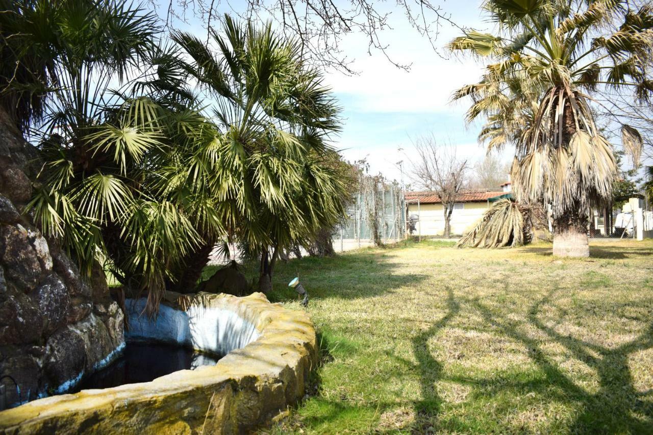 Villa Close To The Beach Ormos Panagias Exterior photo