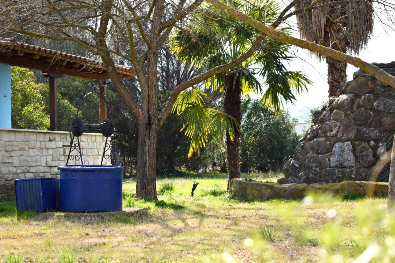 Villa Close To The Beach Ormos Panagias Exterior photo